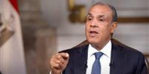 وزير
      الخارجية
      يؤكد
      على
      دعم
      مصر
      لاستئناف
      المفاوضات
      الخاصة
      بالبرنامج
      النووي
      الإيراني - شبكة جدة الإخبارية