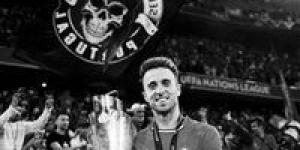 عاجل:
      وفاة
      ديوجو
      جوتا
      لاعب
      ليفربول
      ومنتخب
      البرتغال
      بسبب
      حادث
      سير - شبكة جدة الإخبارية