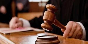 تأجيل
      محاكمة
      71
      متهما
      بـ
      «خلية
      الهيكل
      الإداري»
      بالتجمع
      لهذا
      الموعد - شبكة جدة الإخبارية