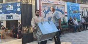 حديدية
      بالشمع
      الأحمر..
      وصول
      صناديق
      أوراق
      امتحانات
      الثانوية
      العامة
      2025
      إلى
      اللجان - شبكة جدة الإخبارية