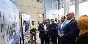في
      ختام
      زيارته
      للقليوبية..
      رئيس
      الوزراء
      يتفقد
      مشروع
      مستشفى
      «طوخ»
      المركزي - شبكة جدة الإخبارية
