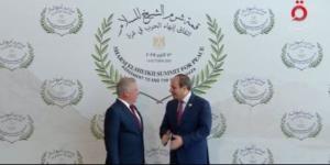 الرئيس السيسى يستقبل ملك الأردن قبيل انطلاق قمة شرم الشيخ للسلام - شبكة جدة الإخبارية