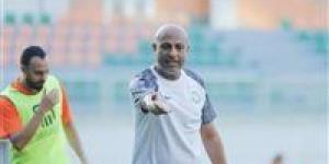 أحمد
      ياسر:
      طارق
      مصطفي
      كان
      يتقاضي
      امولاً
      من
      اللاعبين
      في
      البنك
      الأهلي
      لإشراكهم
      في
      المباريات - شبكة جدة الإخبارية