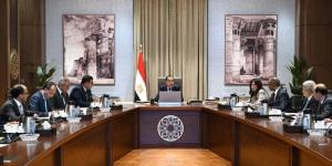مصر..
      رئيس
      الوزراء
      يتابع
      موقف
      تنفيذ
      وتشغيل
      محطات
      تحلية
      المياه
      في
      شمال
      سيناء - شبكة جدة الإخبارية