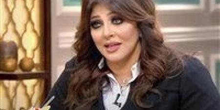هالة
      صدقي
      عن
      أهمية
      الراجل
      في
      حياتها:
      لو
      إيجابي
      أهلا
      وسهلا
      لو
      سلبي
      مع
      ألف
      سلامة - شبكة جدة الإخبارية