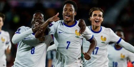 بوابري
      يسقط
      النرويج
      ويقود
      فرنسا
      لملاقاة
      المغرب
      في
      المربع
      الذهبي
      لمونديال
      الشباب - شبكة جدة الإخبارية