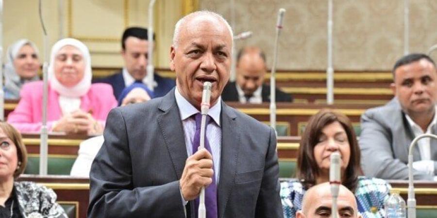 مصطفى
      بكري
      عن
      حادث
      فتيات
      المنوفية:
      «كامل
      الوزير
      رهن
      حياته
      للوطن
      فلا
      تخلطوا
      الأوراق» - شبكة جدة الإخبارية