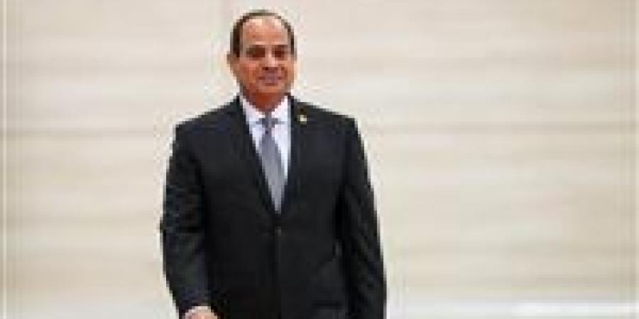 الرئيس
      السيسي
      يمنح
      وسام
      الجمهورية
      لعددِ
      من
      رؤساء
      الهيئات
      القضائية
      السابقين - شبكة جدة الإخبارية