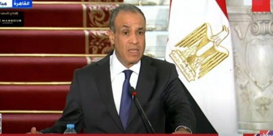 وزير
      الخارجية:
      نبحث
      تجديد
      مبادرتي
      استيراد
      السيارات
      للمصريين
      بالخارج - شبكة جدة الإخبارية