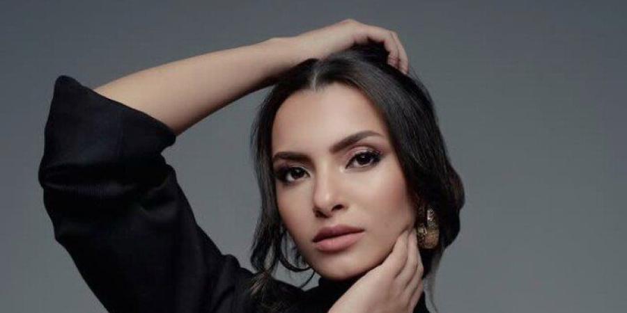 «أصح
      غلطة»..
      كارمن
      سليمان
      تستعد
      لإطلاق
      ألبومها
      الجديد - شبكة جدة الإخبارية