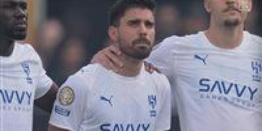 بكاء
      كانسيلو
      ونيفيز:
      دقيقة
      حداد
      قبل
      مباراة
      الهلال
      وفلومينينسي
      في
      كأس
      العالم
      للأندية
      على
      روح
      ديوجو
      جوتا
      وأندريه
      سيلفا
      (صور) - شبكة جدة الإخبارية