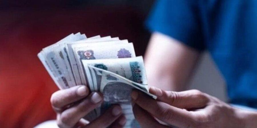 مرتبات
      شهر
      يوليو
      2025..
      اعرف
      هتقبض
      كام
      بالزيادة
      الجديدة - شبكة جدة الإخبارية