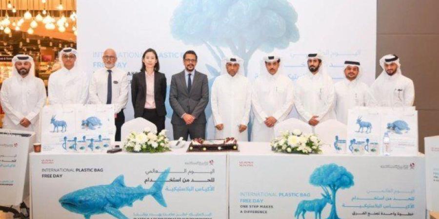قطر..
      وزارة
      البيئة
      تنظم
      فعاليات
      توعوية
      بمناسبة
      اليوم
      العالمي
      للحد
      من
      استخدام
      الأكياس
      البلاستيكية - شبكة جدة الإخبارية
