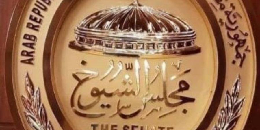 في
      اليوم
      الأول..
      5
      مرشحين
      يتقدمون
      للمنافسة
      على
      المقعد
      الفردي
      بالشيوخ
      في
      الفيوم - شبكة جدة الإخبارية