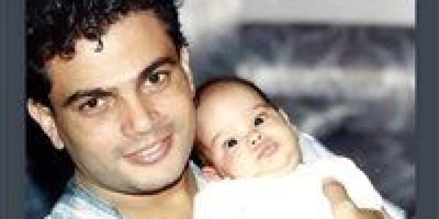 نور
      عمرو
      دياب
      تحتفل
      بـ
      عيد
      ميلاد
      والدها:
      بحبك - شبكة جدة الإخبارية