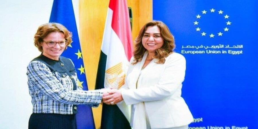 منال
      عوض
      تبحث
      مع
      مفوضة
      البيئة
      بالاتحاد
      الأوروبي
      التعاون
      في
      مواجهة
      التلوث
      البلاستيكي - شبكة جدة الإخبارية