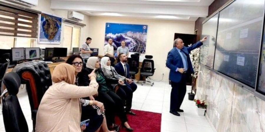 «القومي
      لعلوم
      البحار»
      يبحث
      مع
      هيئة
      فولبرايت
      مصر
      سبل
      التعاون
      العلمي
      المشترك - شبكة جدة الإخبارية
