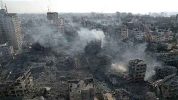 6 شهداء وعشرات المصابين في غارة إسرائيلية استهدفت منطقة السامر وسط مدينة غزة