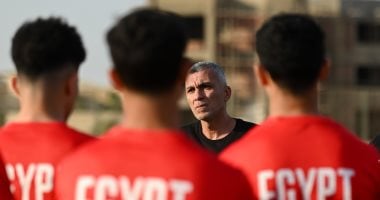 أسامة نبيه يغلق معسكر منتخب الشباب قبل وديتىّ الكويت