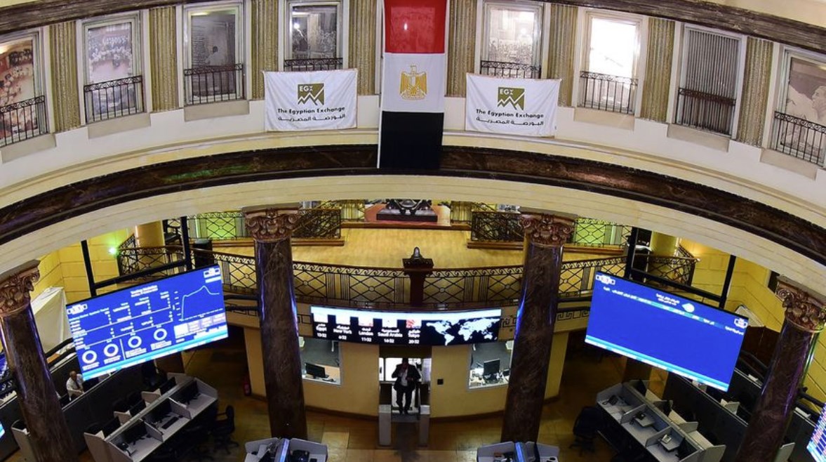 البورصة تستأنف التداول بعد توقفها بسبب حريق سنترال رمسيس