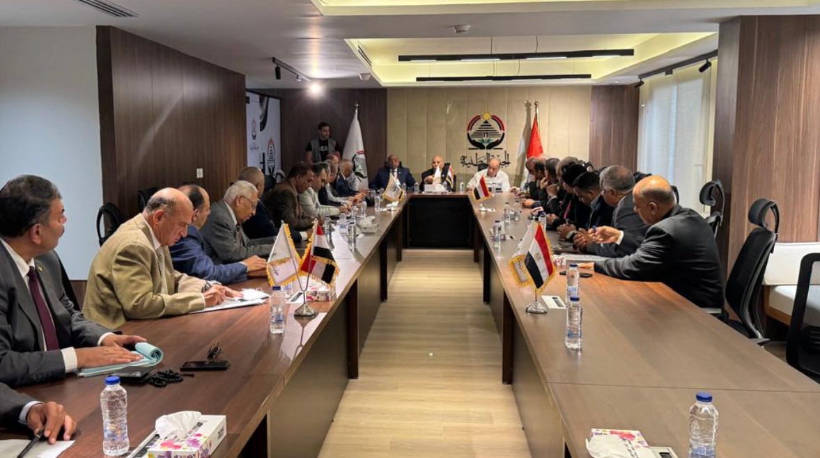 “الجبهة الوطنية” يبحث سبل دعم مرشحيه بانتخابات المجالس المحلية
