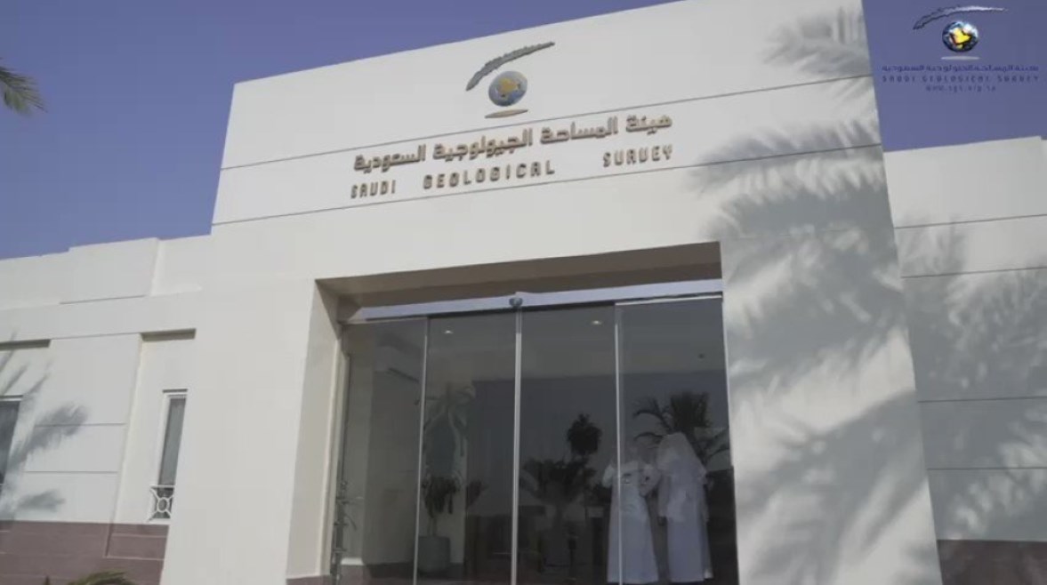 السعودية تسجل زلزالا بقوة 5.25 درجات في شرق خليج عدن