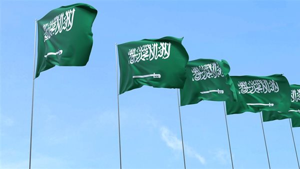 السعودية تقلّص إجازات الأعياد لموظفي الحكومة إلى 3 أو 5 أيام فقط
