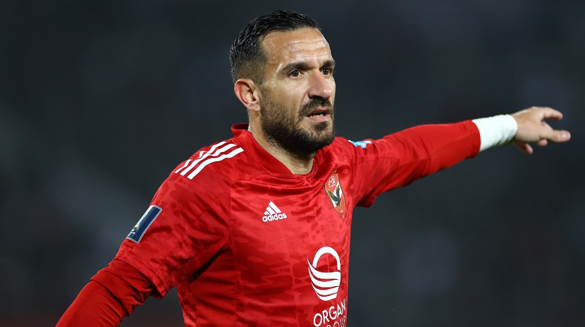 الصفاقسي يتعاقد مع علي معلول.. ويفتح أبوابه لعودة المثلوثي