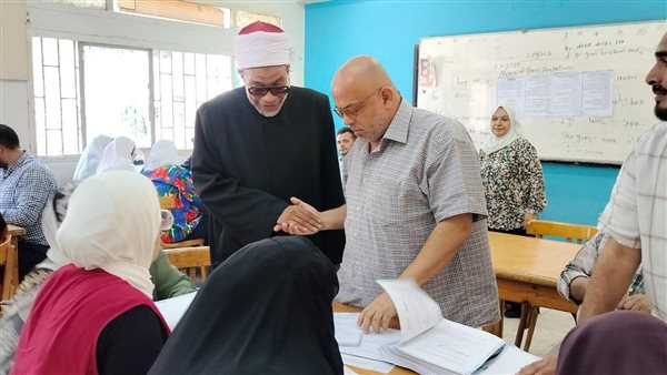 بتوجيهات شيخ الأزهر.. قيادات قطاع المعاهد الأزهرية يتفقدون مراكز تصحيح الشهادة الثانوية