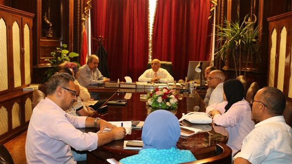 “بحوث الصحراء” و”الطعام المصري” يبحثان تنفيذ مشروعات تنموية لتحسين سبل العيش في المناطق الأكثر احتياجًا