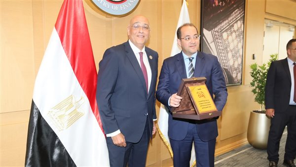 بروتوكول تعاون بين المالية وجهاز تنمية المشروعات دعماً للقطاع الخاص