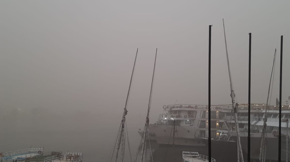 بسبب سوء أحوال الجو.. أسوان تطلق تحذيرات للنقل البري والنهري