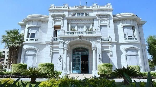 جامعة عين شمس: 10 ملايين جنيه لعلاج الدكتور نهى هاني.. وملتزمون بضمان انتظام الجرعات