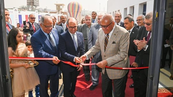 رئيس العربية للتصنيع ورئيس المعهد الدولي للحام يشهدان افتتاح أكاديمية الهيئة للحام والتجميع