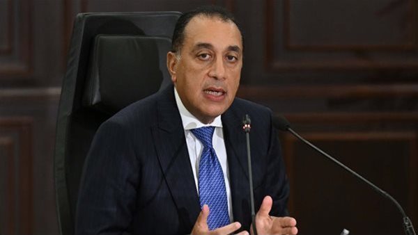 رئيس الوزراء يتفقد أعمال مشروعات “أبراج الداون تاون” و”داون تاون لاجون” بمدينة العلمين الجديدة