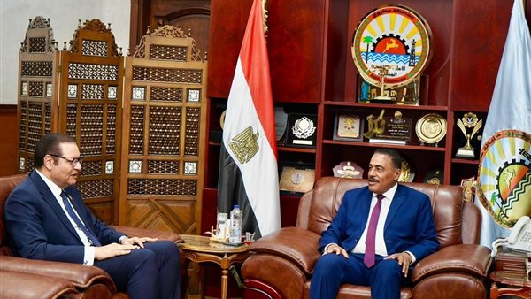 رئيس هيئة الاعتماد والرقابة ومحافظ مطروح يبحثان تأهيل المنشآت الصحية وفقا لمعايير “جهار”