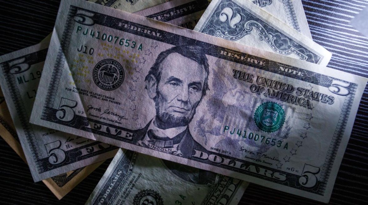سعر الدولار مقابل الجنيه المصري اليوم الثلاثاء 8 يوليو 2025