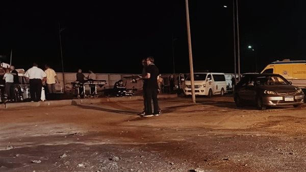 سقوط سيارتين نقل من معدية ببورسعيد يسفر عن مصرع 3 أشخاص وإصابة سائق ببتر في القدمين
