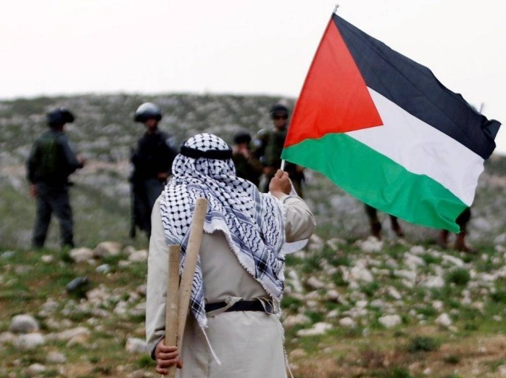 عدد الفلسطينيين بالعالم 15.2 مليون نسمة 7.8 مليون منهم في الشتات