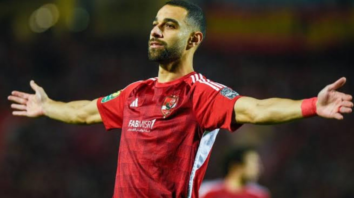 عمرو السولية يتمم اتفاقه مع سيراميكا كليوباترا