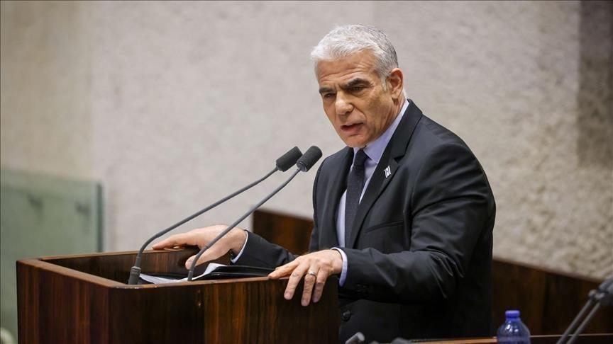 لابيد يدعو لانتخابات مبكرة لتغيير حكومة نتنياهو “المروعة”