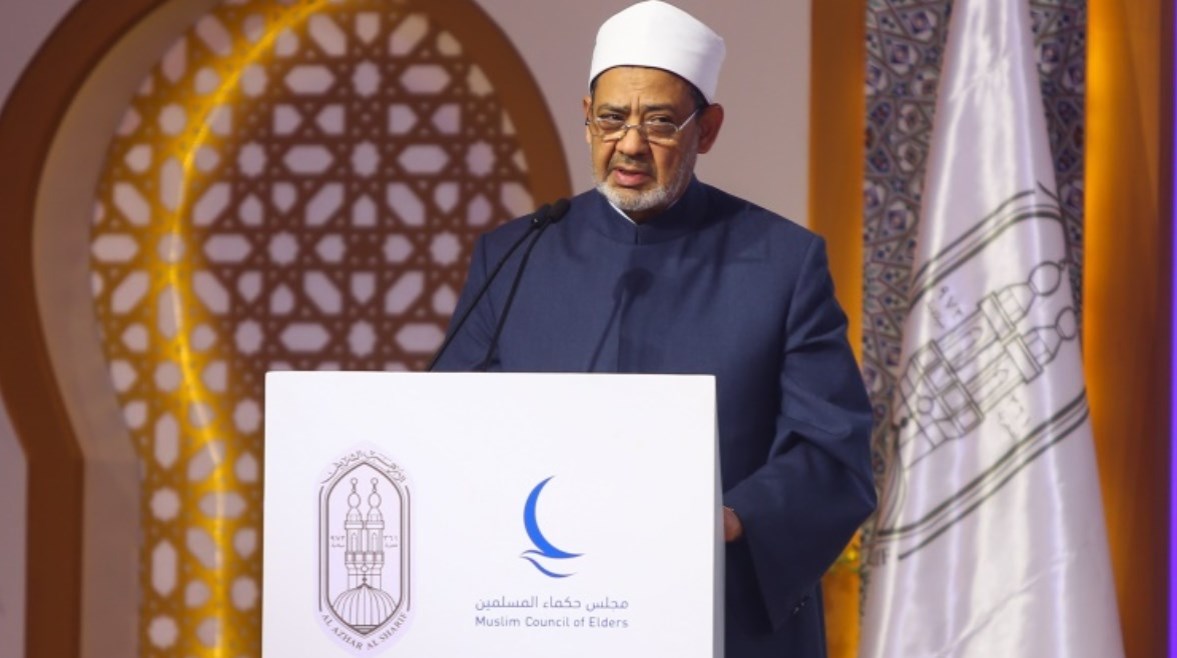 لماذا علق شيخ الأزهر مكالمات تهنئة أوائل الثانوية 2025؟