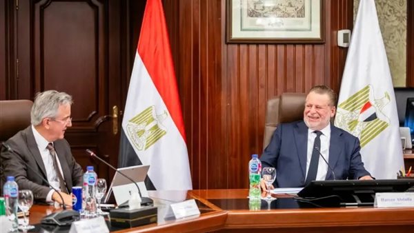 محافظ البنك المركزي يستقبل وفدًا من البنك الأوروبي لإعادة الإعمار لبحث أوجه التعاون المشترك