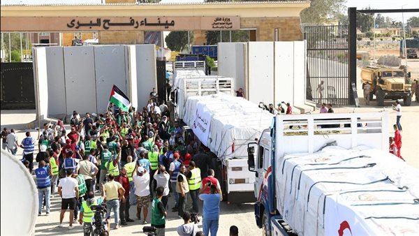 مصدر أمني إسرائيلي: “سنسمح بإسقاط مساعدات إلى غزة من الجو خلال اليومين المقبلين”