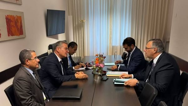 وزير البترول يبحث مع رئيس شركة توتال إنرجيز الفرنسية زيادة الإنتاج بالبحر المتوسط