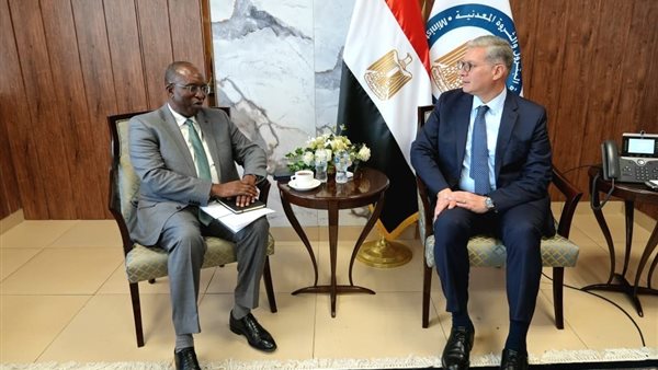 وزير البترول يبحث مع مؤسسة التمويل الدولية فرص التعاون في مشروعات الطاقة والتعدين بمصر