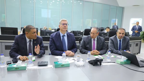 وزير البترول يتابع تأمين ضخ الغاز لمحطات الكهرباء والصناعة.. وضمان انتظام الإمدادات خلال الصيف