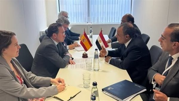 وزير الخارجية يجري مباحثات مع نظيره الإسباني ببروكسل