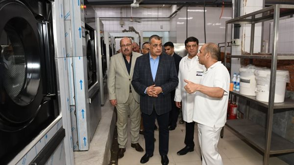 وزير الدولة للإنتاج الحربي يتفقد المركز الطبي التخصصي التابع للوزارة