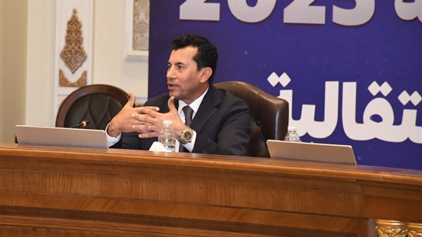 وزير الرياضة يشهد المائدة المستديرة لحزب “حماة وطن” حول تعديلات قانون الرياضة